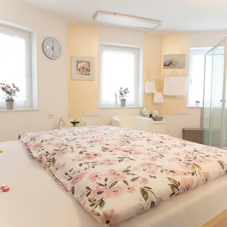 Amethyst Und Rosenquarz Apartment *