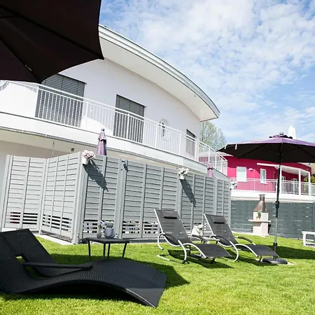 Amethyst Und Rosenquarz Apartment